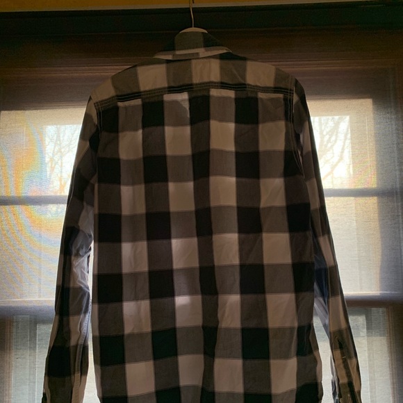 Shirt from Abercrombie & Fitch. Adult Size Large. - Picture 3 of 3